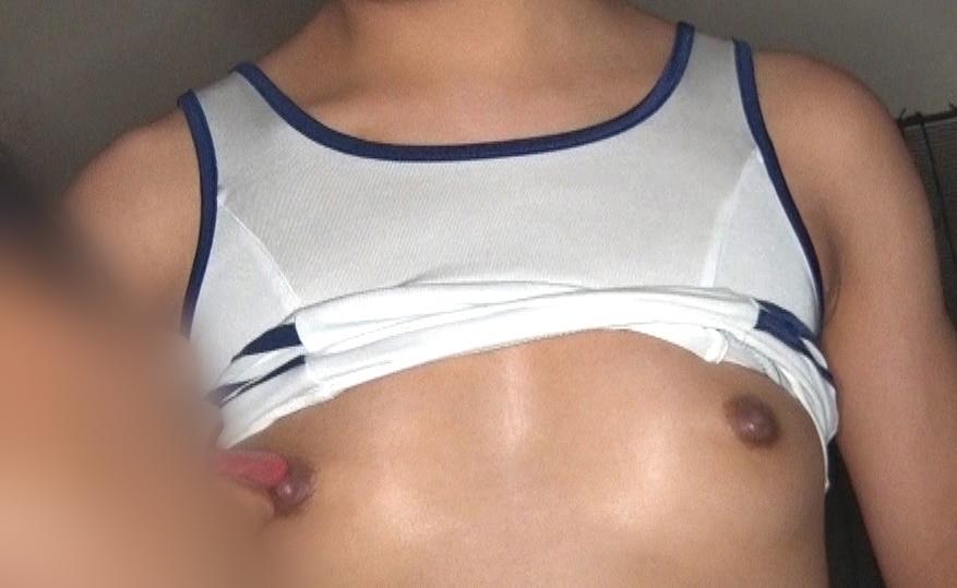 Aカップの貧乳美少女 10人連続SEX 8時間2枚組