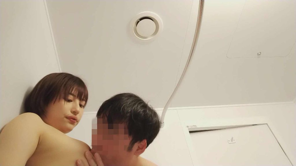 【爆乳Gパイ妻、不倫中!】慰安旅行中に二人で消えた後…【不倫の実態、盗撮しました】