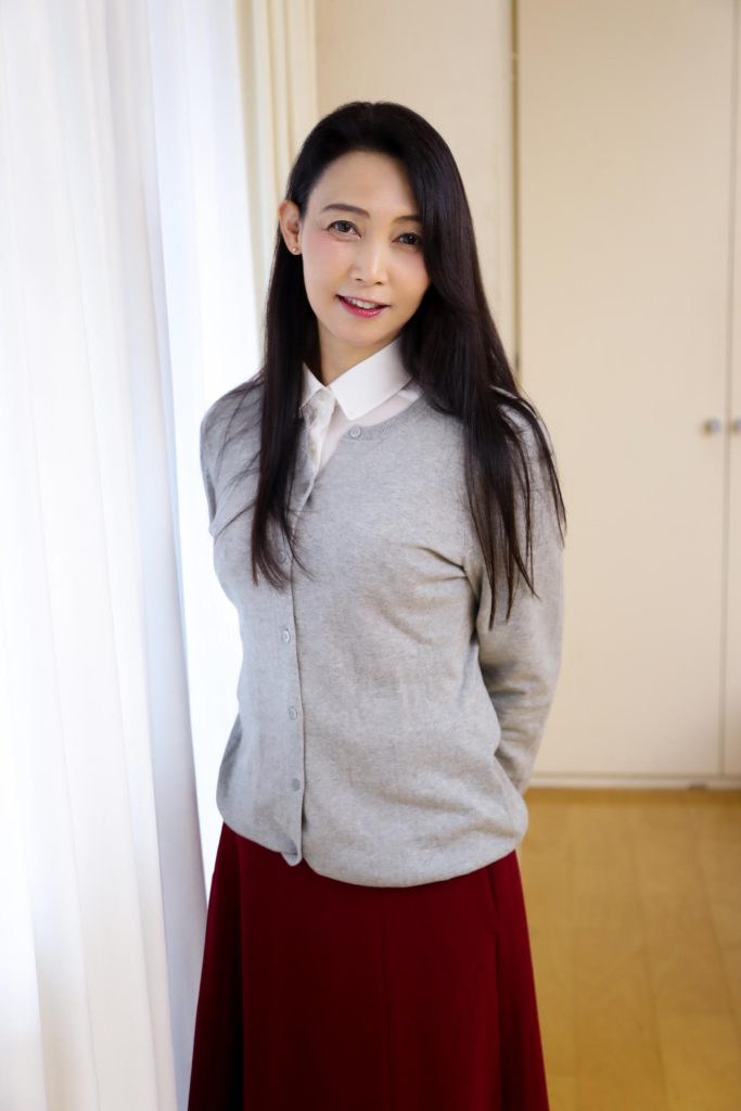 いやらしい六十路はお嫌いですか?【人生最後のAV出演】一番奥を貫かれ切なく乱れる初撮り熟女5人