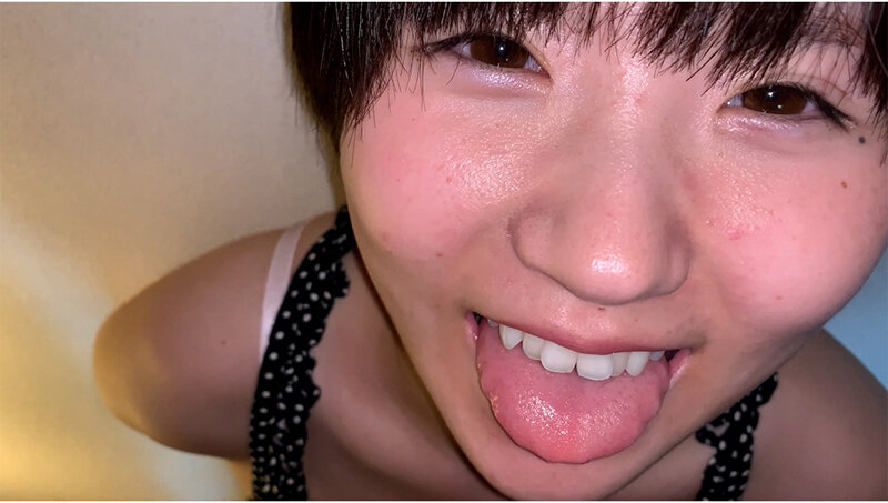水沢つぐみを押し倒して口内に無理やり鼻突っ込んでみた