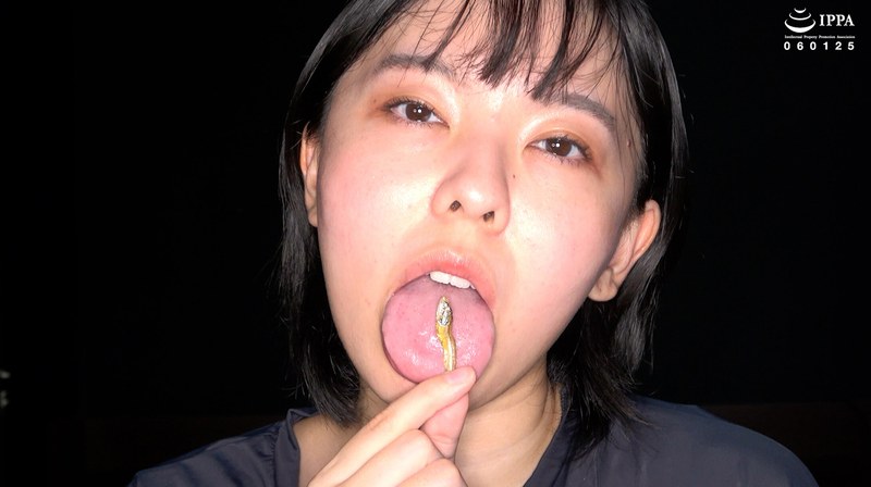 「【激レア】超貴重な口内・歯・のどちんこ観察＆小魚咀嚼巨大女プレイ！」加護まり